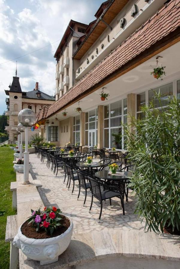 Hotel Parc Băile Govora Екстериор снимка